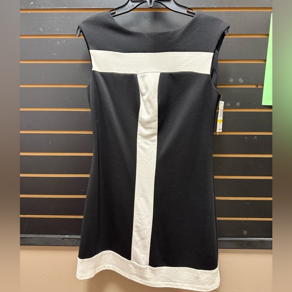 XOXO Black White Colorblock Sheath Dress Size M NWT